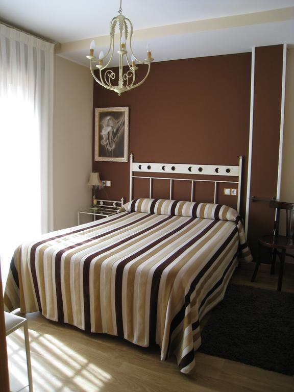 Casa Rural Patino Guest House Quintanas de Gormaz Exterior photo